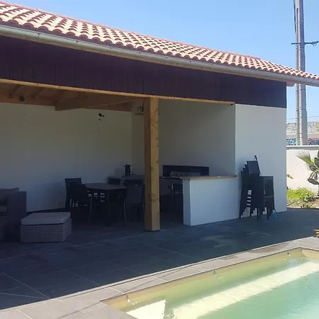 Maison d'hôtes D'hôtes Avec Terrasse, Meublé Tourisme 1 étoile