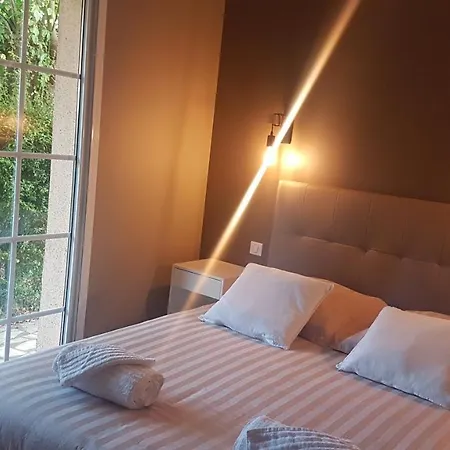 D'hotes Avec Terrasse, Meuble Tourisme 1 Etoile Gæstehus *