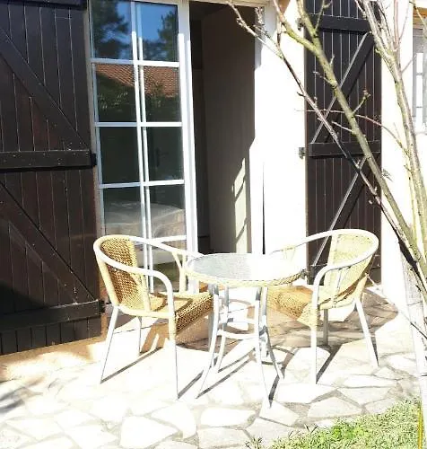 Penzion D'hotes Avec Terrasse, Meuble De Tourisme 1 Etoile, 5 Minutes De L'ocean, 2 Velos A Disposition